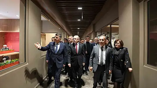 Şimşek, D.T. Şehitkamil Sahnesi'ni inceledi