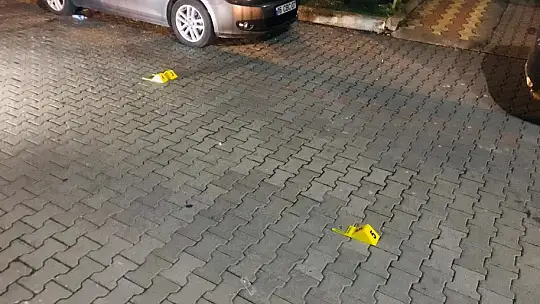 Site sakiniyle site yöneticisi silahlı kavga: 2 yaralı