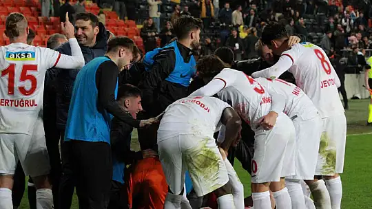 Spor Toto Süper Lig: Gaziantep FK: 1 - Başakşehir: 1 (Maç Sonucu)
