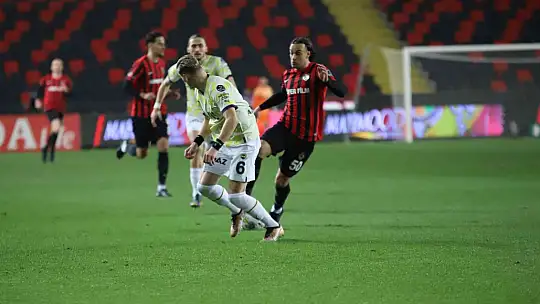 Spor Toto Süper Lig: Gaziantep FK: 0 - Fenerbahçe: 1 (Maç devam ediyor)
