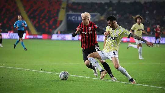 Spor Toto Süper Lig: Gaziantep FK: 0 - Fenerbahçe: 1 (İlk yarı)
