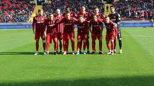 Spor Toto Süper Lig: Gaziantep FK: 0 - DG Sivasspor: 1 (İlk yarı)