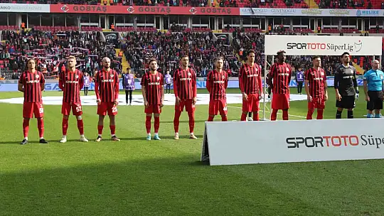 Spor Toto Süper Lig: Gaziantep FK: 0 - DG Sivasspor: 1 (İlk yarı)