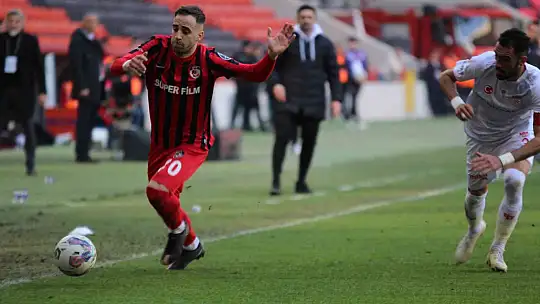 Spor Toto Süper Lig: Gaziantep FK: 1 - DG Sivasspor: 2 (Maç sonucu)