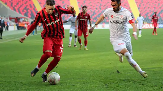 Spor Toto Süper Lig: Gaziantep FK: 1 - DG Sivasspor: 2 (Maç sonucu)