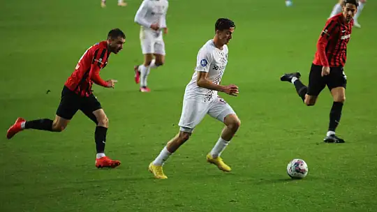 Spor Toto Süper Lig: Gaziantep FK: 1 - A. Hatayspor: 1 (İlk yarı)