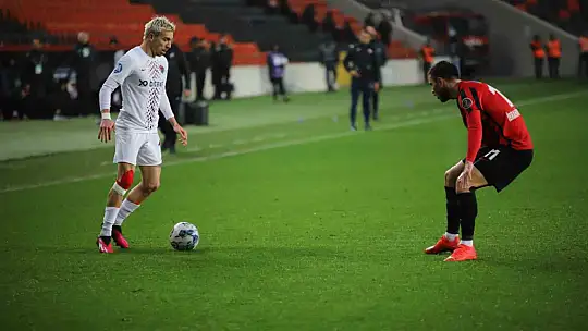 Spor Toto Süper Lig: Gaziantep FK: 1 - A. Hatayspor: 1 (İlk yarı)