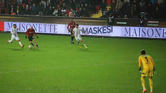 Spor Toto Süper Lig: Gaziantep FK: 4 - A. Hatayspor: 1 (Maç sonucu)