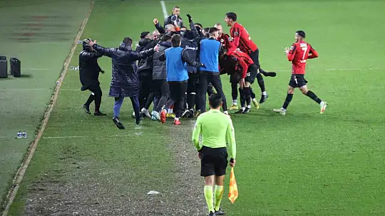Spor Toto Süper Lig: Gaziantep FK: 4 - A. Hatayspor: 1 (Maç sonucu)