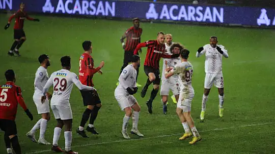 Spor Toto Süper Lig: Gaziantep FK: 4 - A. Hatayspor: 1 (Maç sonucu)