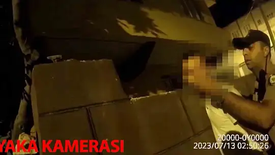 Suç makinesi ruhsatsız silahla yakalandı