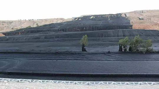 TAG Otoyolu'ndaki atığın boyutu gün ağarınca ortaya çıktı