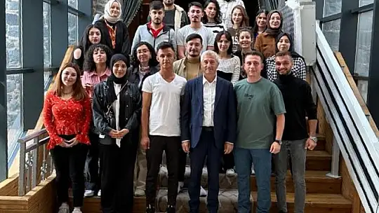 Tahmazoğlu, Kars'ta okuyan Şahinbeyli öğrencilerle buluştu