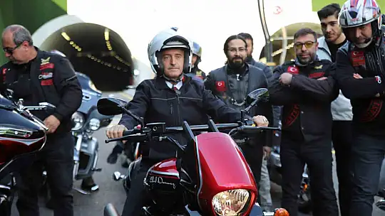 Tahmazoğlu 100. Yıl Tünelleri'nde motosiklet turu attı