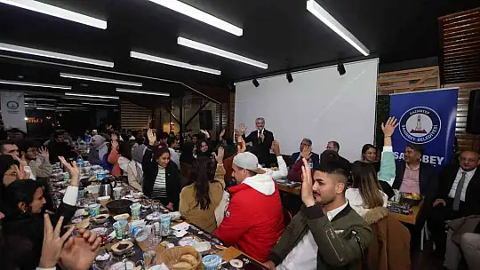 Tahmazoğlu Bursa'daki ve Konya'daki Şahinbeyli öğrencilerle bir araya geldi