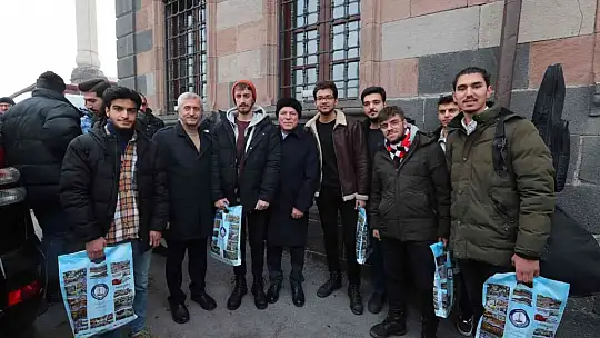 Tahmazoğlu Erzurum'da okuyan Şahinbeyli öğrencilerle buluştu