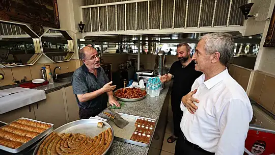Tahmazoğlu esnaf ve vatandaşın yanında