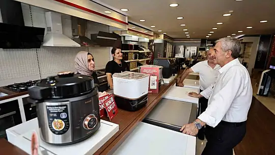 Tahmazoğlu esnaf ve vatandaşın yanında
