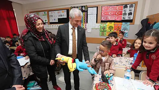 Tahmazoğlu, minik Tuğtekin'in doğum gününü kutladı