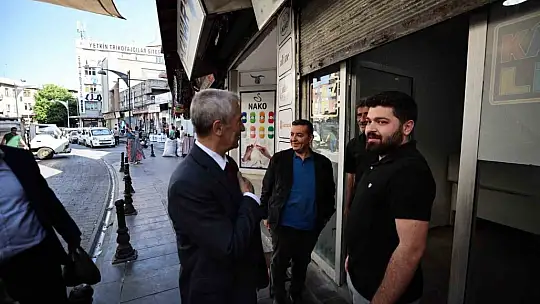 Tahmazoğlu vatandaş ve esnaf ile iç içe