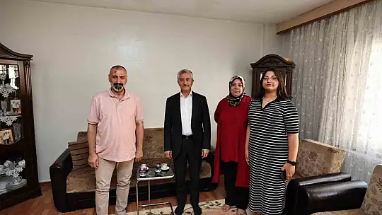 Tahmazoğlu vatandaş ve esnaf ile iç içe