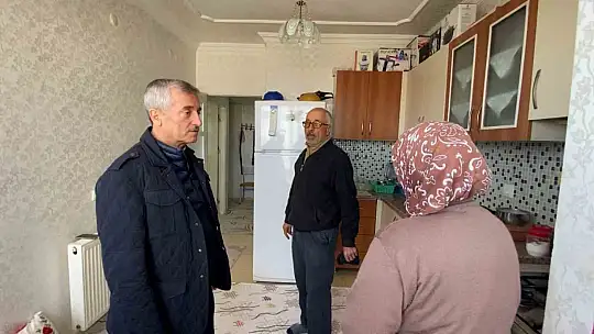Tahmazoğlu, yan yattı denilen konutları ziyaret etti
