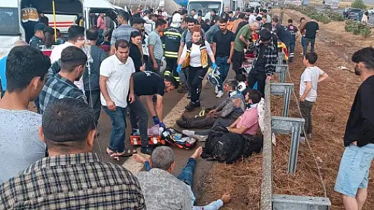 Tarım işçilerini taşıyan minibüs hafriyat kamyonu ile çarpıştı: 1 ölü, çok sayıda yaralı var