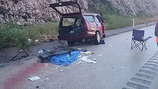 Tarsus-Adana-Gaziantep Otoyolu'nda feci kaza: 2 ölü, 7 yaralı