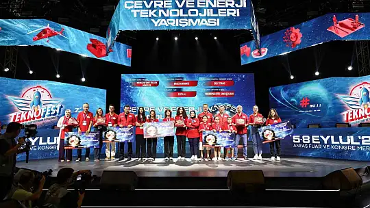 TEKNOFEST Akdeniz'de en çevreci projeler ödüllendirildi