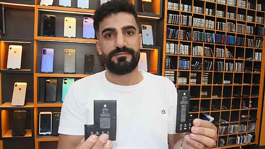Telefon tamircilerinin sıcak hava mesaisi
