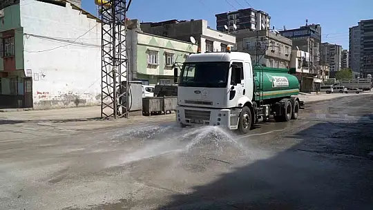 Temiz bir Şehitkamil için 7/24 çalışma yürütülüyor