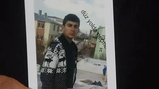 Teröristler 9 yaşında eline bomba verdi, 13 yaşında kaçırdı
