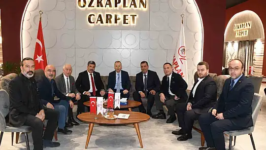 Ticaret Bakan Yardımcısı Volkan Ağar halı fuarını ziyaret etti