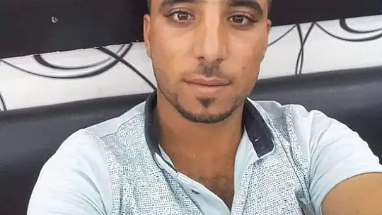 Tırını tamir eden sürücü, başka bir tırın çarpması sonucu öldü