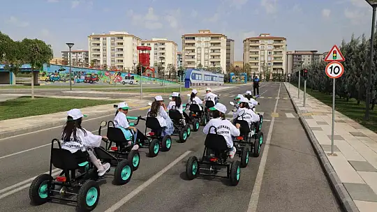 Trafik eğitim parkında eğitimler devam ediyor
