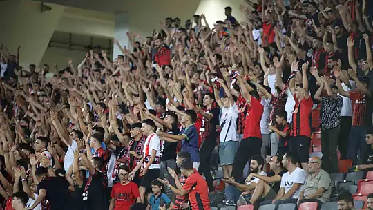 Trendyol Süper Lig: Gaziantep FK: 0 - Sivasspor: 1 (Maç devam ediyor)