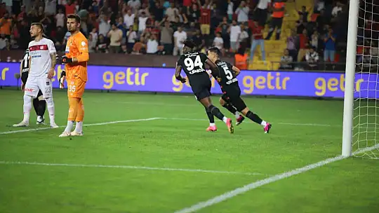 Trendyol Süper Lig: Gaziantep FK: 1 - Sivasspor: 3 (Maç Sonucu)