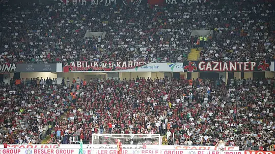 Trendyol Süper Lig: Gaziantep FK: 0 - Galatasaray: 1 (İlk Yarı)
