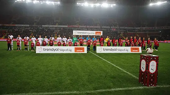 Trendyol Süper Lig: Gaziantep FK: 0 - Trabzonspor: 0 (Maç devam ediyor)