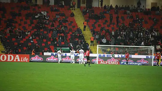 Trendyol Süper Lig: Gaziantep FK: 1 - Trabzonspor: 3 (Maç sonucu)