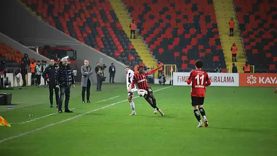Trendyol Süper Lig: Gaziantep FK: 1 - Trabzonspor: 3 (Maç sonucu)