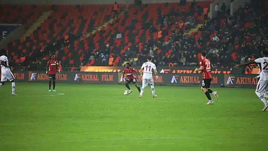 Trendyol Süper Lig: Gaziantep FK: 1 - Trabzonspor: 3 (Maç sonucu)