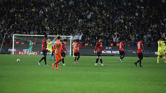 Trendyol Süper Lig: Gaziantep FK: 0 - Fenerbahçe: 1 (Maç sonucu)