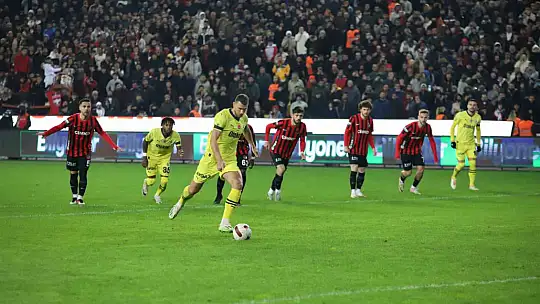 Trendyol Süper Lig: Gaziantep FK: 0 - Fenerbahçe: 1 (Maç sonucu)