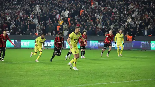 Trendyol Süper Lig: Gaziantep FK: 0 - Fenerbahçe: 1 (Maç sonucu)