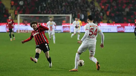 Trendyol Süper Lig: Gaziantep FK: 0 - Kayserispor: 1 (Maç devam ediyor)