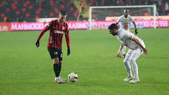 Trendyol Süper Lig: Gaziantep FK: 0 - Kayserispor: 1 (İlk yarı)