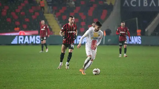Trendyol Süper Lig: Gaziantep FK: 0 - Kayserispor: 1 (İlk yarı)