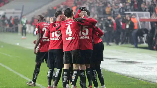 Trendyol Süper Lig: Gaziantep FK: 1 - Kayserispor: 1 (Maç Sonucu)