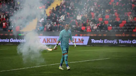 Trendyol Süper Lig: Gaziantep FK: 0 - Samsunspor: 0 (İlk yarı)